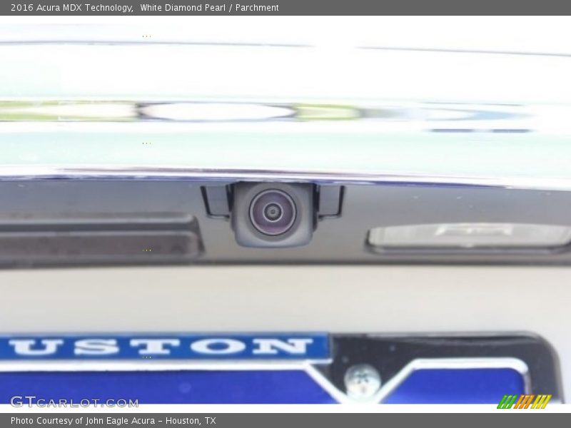 White Diamond Pearl / Parchment 2016 Acura MDX Technology