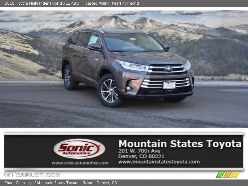 Toasted Walnut Pearl / Almond 2018 Toyota Highlander Hybrid XLE AWD