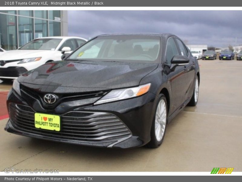Midnight Black Metallic / Black 2018 Toyota Camry XLE