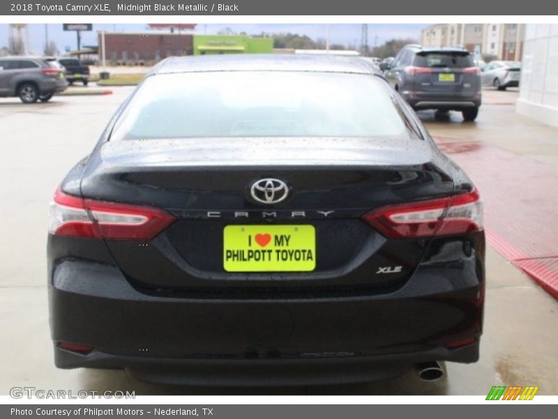 Midnight Black Metallic / Black 2018 Toyota Camry XLE