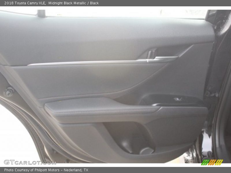 Midnight Black Metallic / Black 2018 Toyota Camry XLE
