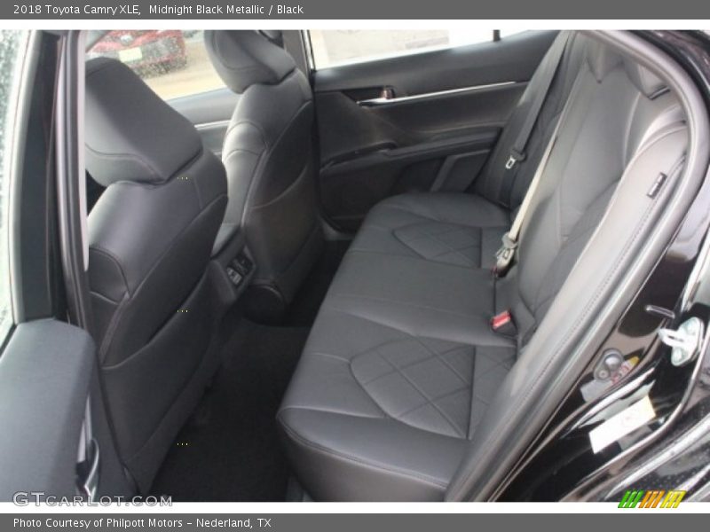 Midnight Black Metallic / Black 2018 Toyota Camry XLE