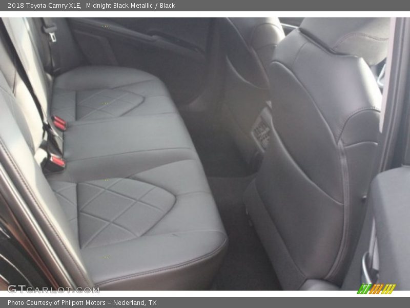 Midnight Black Metallic / Black 2018 Toyota Camry XLE