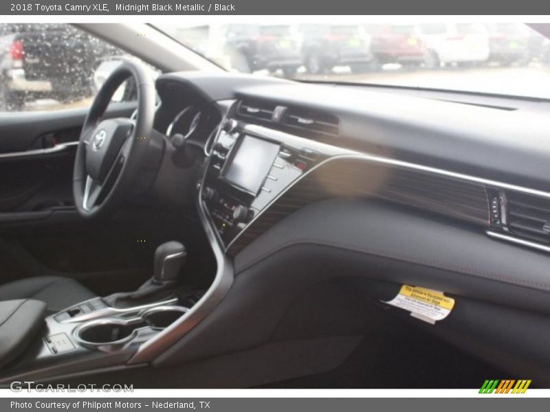 Midnight Black Metallic / Black 2018 Toyota Camry XLE
