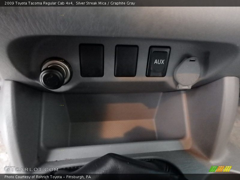 Silver Streak Mica / Graphite Gray 2009 Toyota Tacoma Regular Cab 4x4