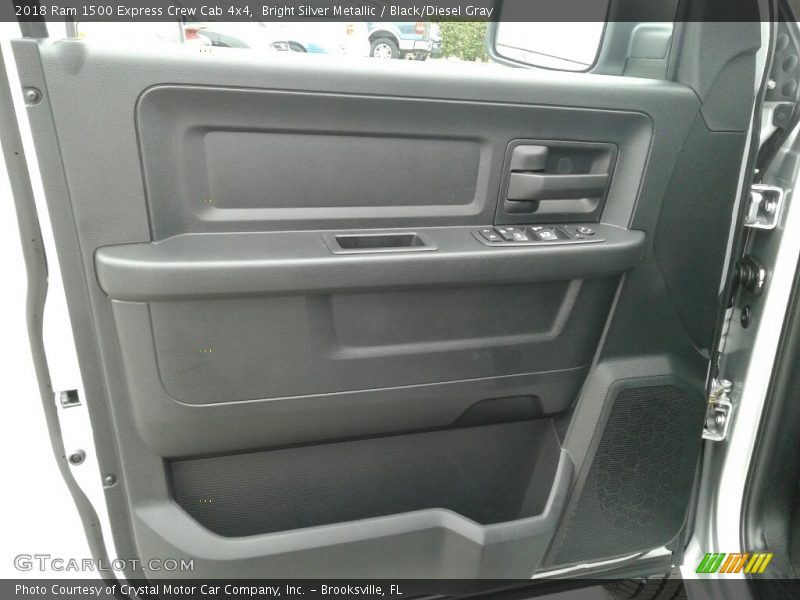 Bright Silver Metallic / Black/Diesel Gray 2018 Ram 1500 Express Crew Cab 4x4