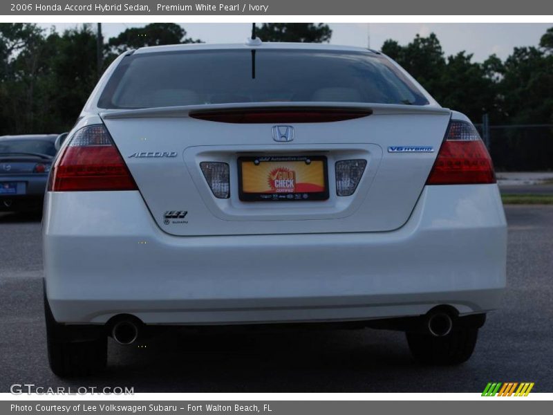 Premium White Pearl / Ivory 2006 Honda Accord Hybrid Sedan