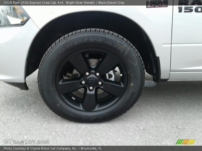 Bright Silver Metallic / Black/Diesel Gray 2018 Ram 1500 Express Crew Cab 4x4