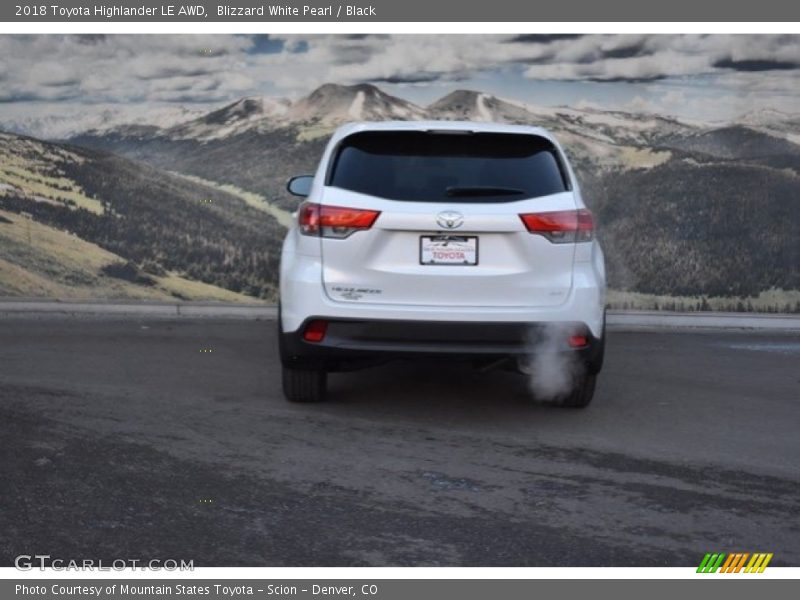 Blizzard White Pearl / Black 2018 Toyota Highlander LE AWD