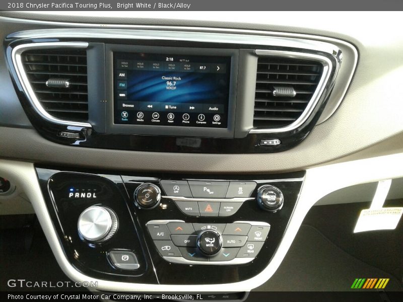 Bright White / Black/Alloy 2018 Chrysler Pacifica Touring Plus