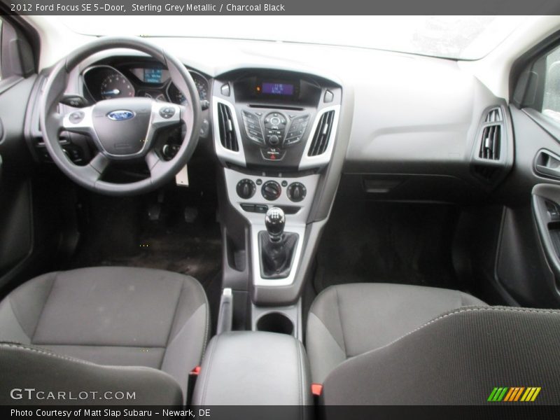 Sterling Grey Metallic / Charcoal Black 2012 Ford Focus SE 5-Door
