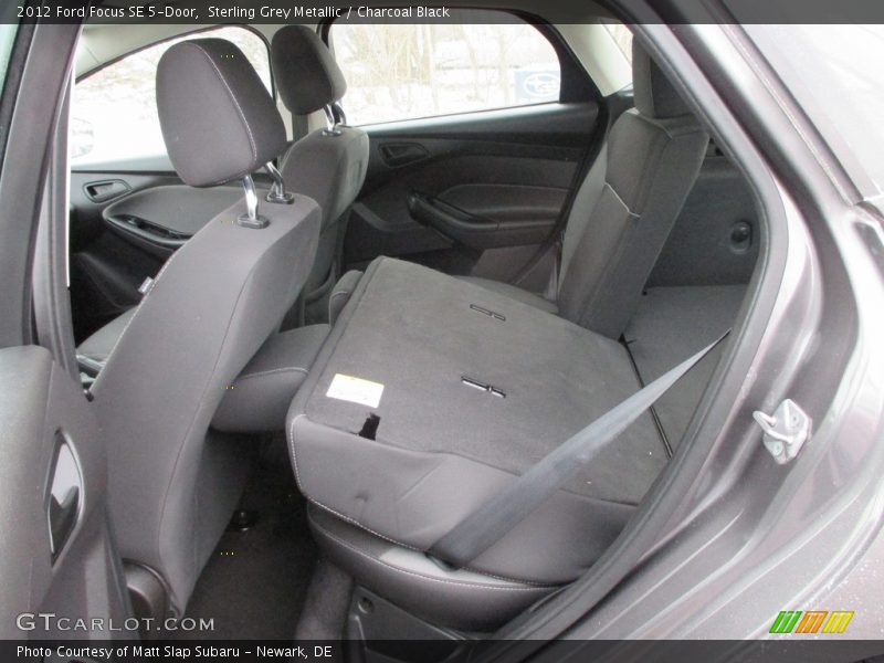 Sterling Grey Metallic / Charcoal Black 2012 Ford Focus SE 5-Door