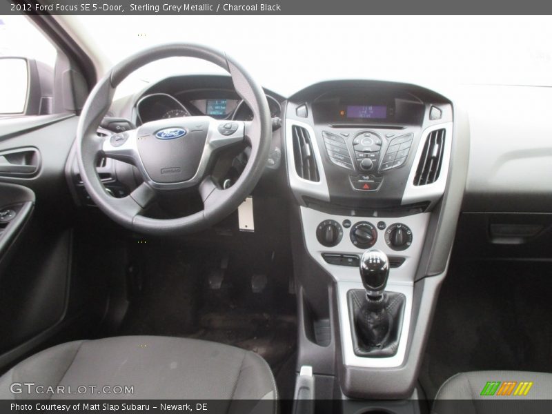 Sterling Grey Metallic / Charcoal Black 2012 Ford Focus SE 5-Door