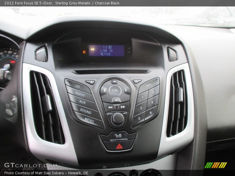 Sterling Grey Metallic / Charcoal Black 2012 Ford Focus SE 5-Door