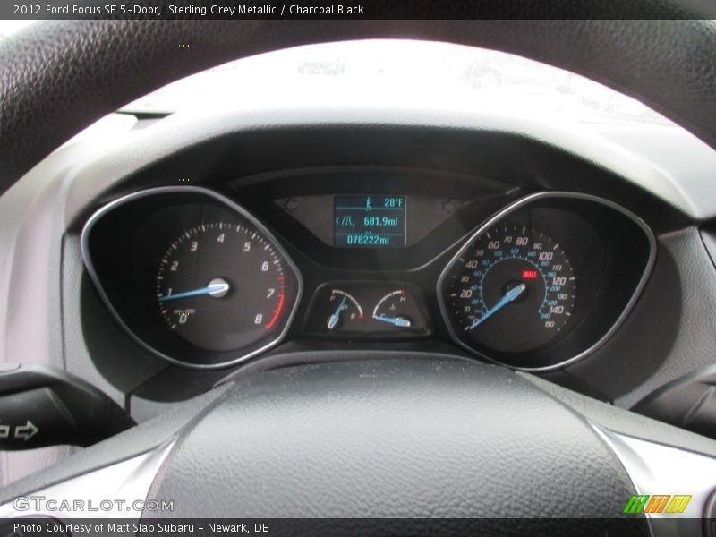 Sterling Grey Metallic / Charcoal Black 2012 Ford Focus SE 5-Door