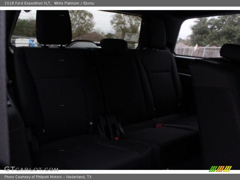 White Platinum / Ebony 2018 Ford Expedition XLT