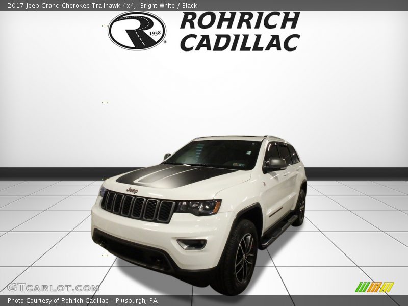 Bright White / Black 2017 Jeep Grand Cherokee Trailhawk 4x4