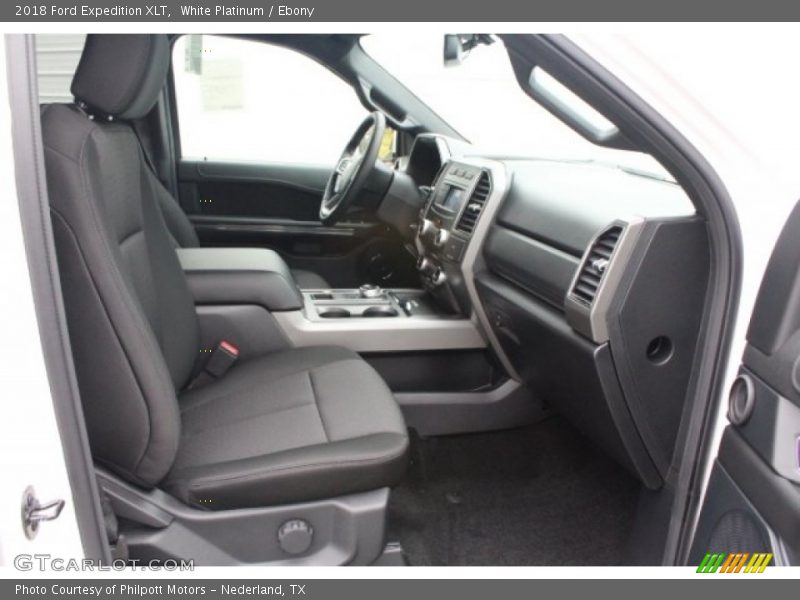 White Platinum / Ebony 2018 Ford Expedition XLT
