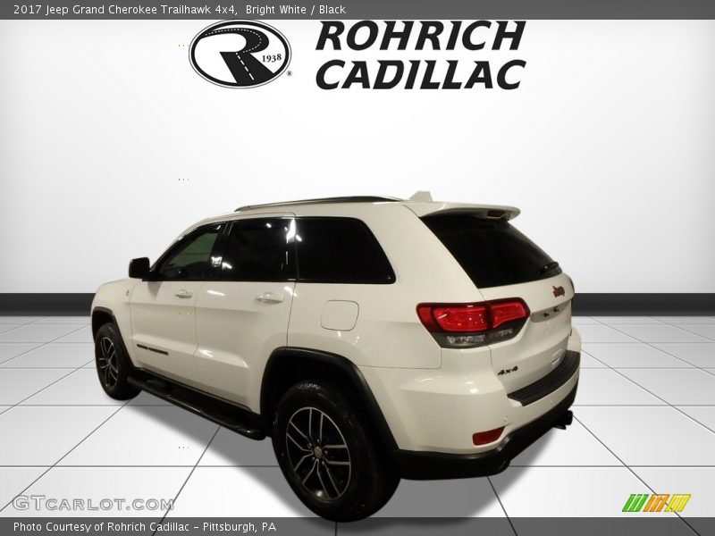 Bright White / Black 2017 Jeep Grand Cherokee Trailhawk 4x4