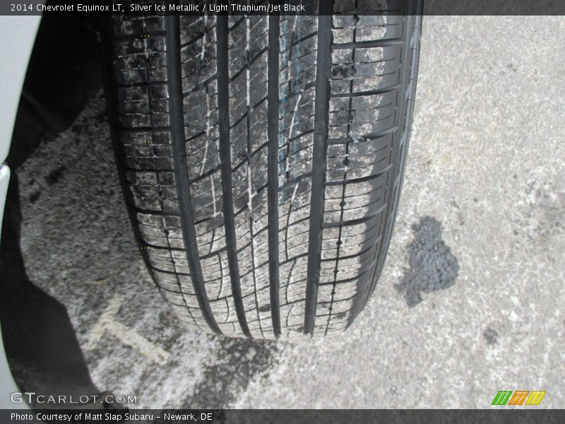 Silver Ice Metallic / Light Titanium/Jet Black 2014 Chevrolet Equinox LT