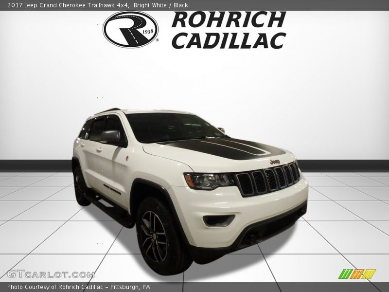 Bright White / Black 2017 Jeep Grand Cherokee Trailhawk 4x4