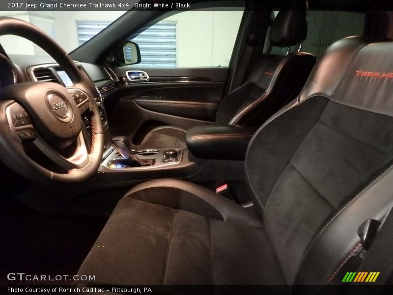 Bright White / Black 2017 Jeep Grand Cherokee Trailhawk 4x4