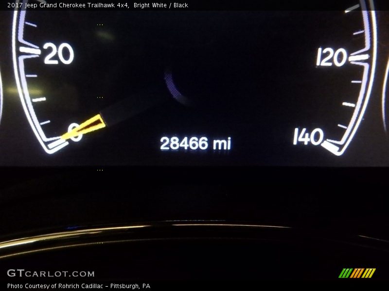 Bright White / Black 2017 Jeep Grand Cherokee Trailhawk 4x4