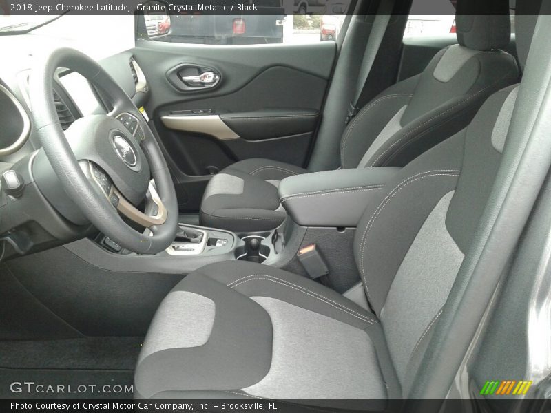 Granite Crystal Metallic / Black 2018 Jeep Cherokee Latitude