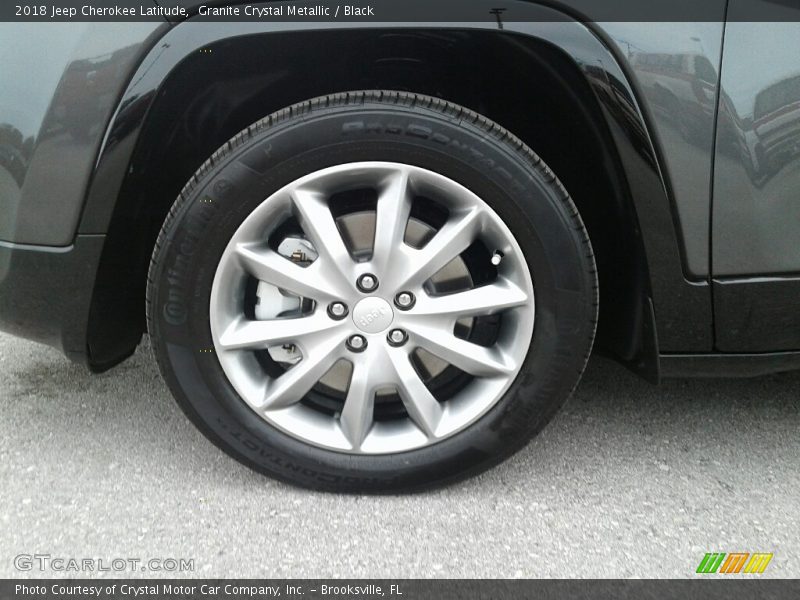 Granite Crystal Metallic / Black 2018 Jeep Cherokee Latitude