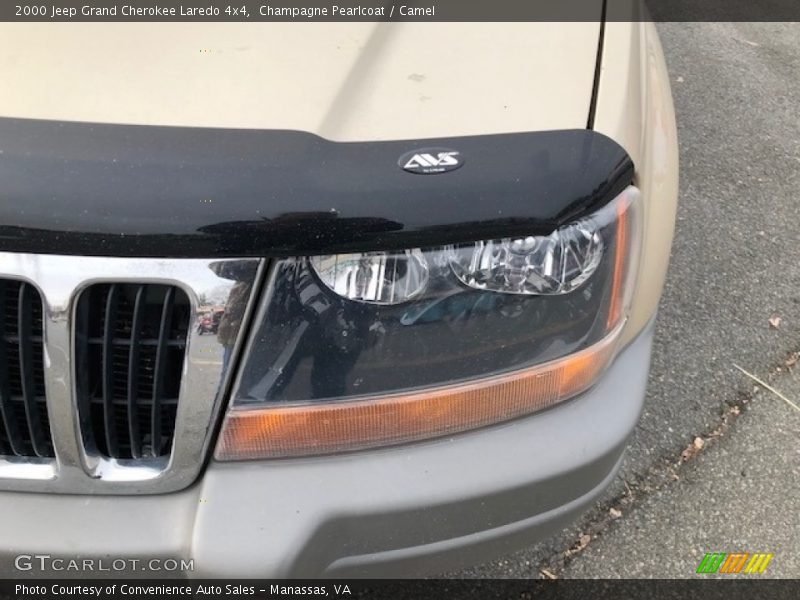 Champagne Pearlcoat / Camel 2000 Jeep Grand Cherokee Laredo 4x4