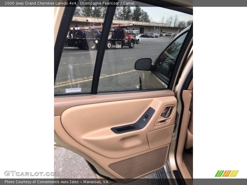 Champagne Pearlcoat / Camel 2000 Jeep Grand Cherokee Laredo 4x4