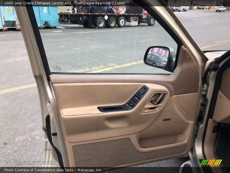 Champagne Pearlcoat / Camel 2000 Jeep Grand Cherokee Laredo 4x4
