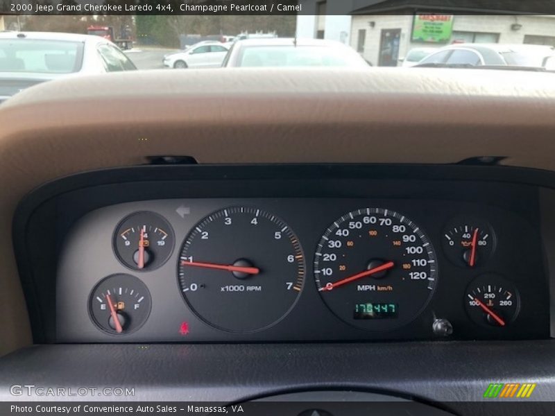 Champagne Pearlcoat / Camel 2000 Jeep Grand Cherokee Laredo 4x4