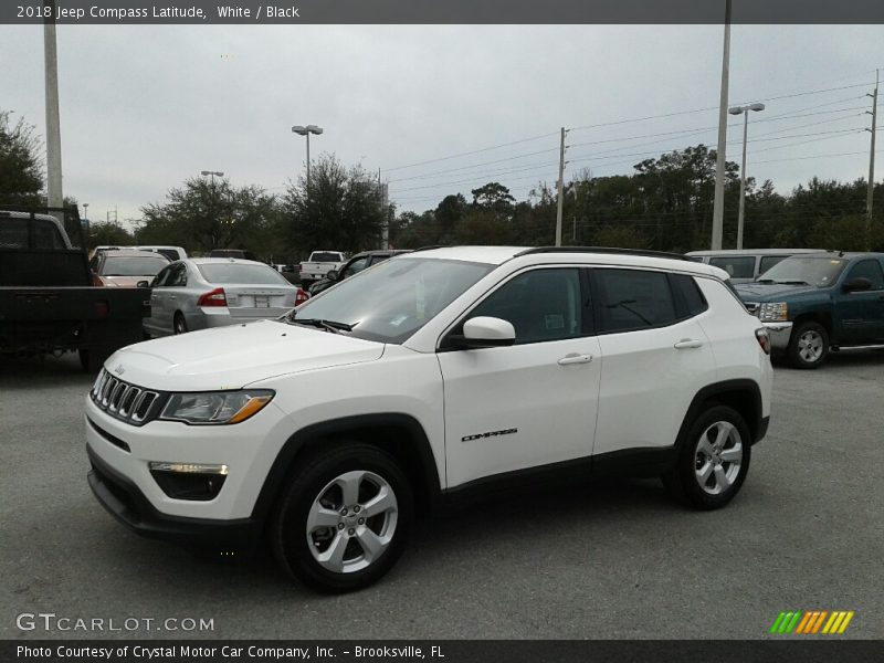 White / Black 2018 Jeep Compass Latitude