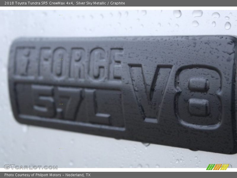 Silver Sky Metallic / Graphite 2018 Toyota Tundra SR5 CrewMax 4x4