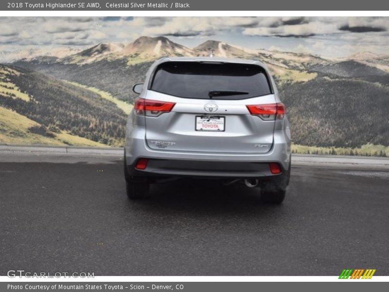 Celestial Silver Metallic / Black 2018 Toyota Highlander SE AWD