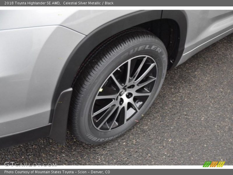 Celestial Silver Metallic / Black 2018 Toyota Highlander SE AWD