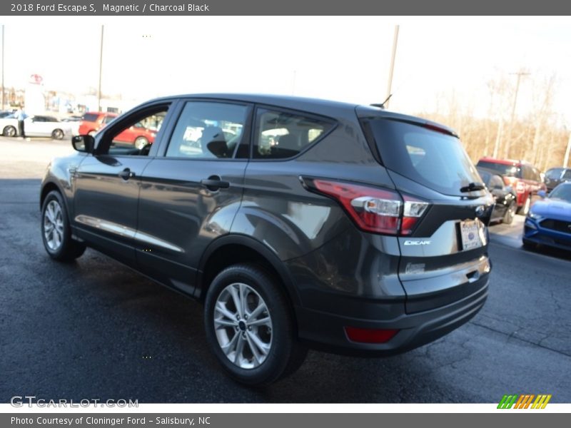 Magnetic / Charcoal Black 2018 Ford Escape S