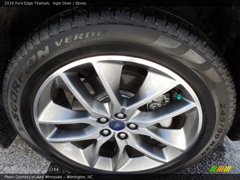 Ingot Silver / Ebony 2016 Ford Edge Titanium