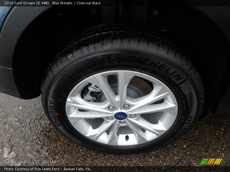 Blue Metallic / Charcoal Black 2018 Ford Escape SE 4WD