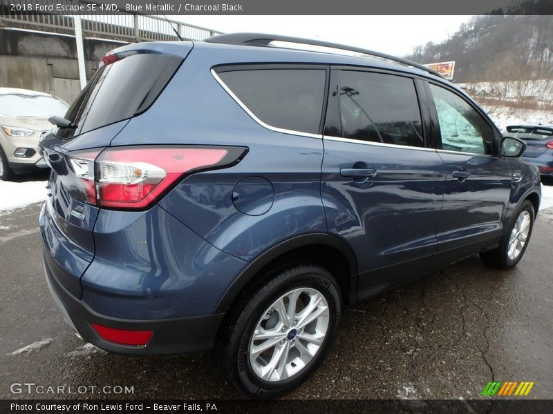 Blue Metallic / Charcoal Black 2018 Ford Escape SE 4WD