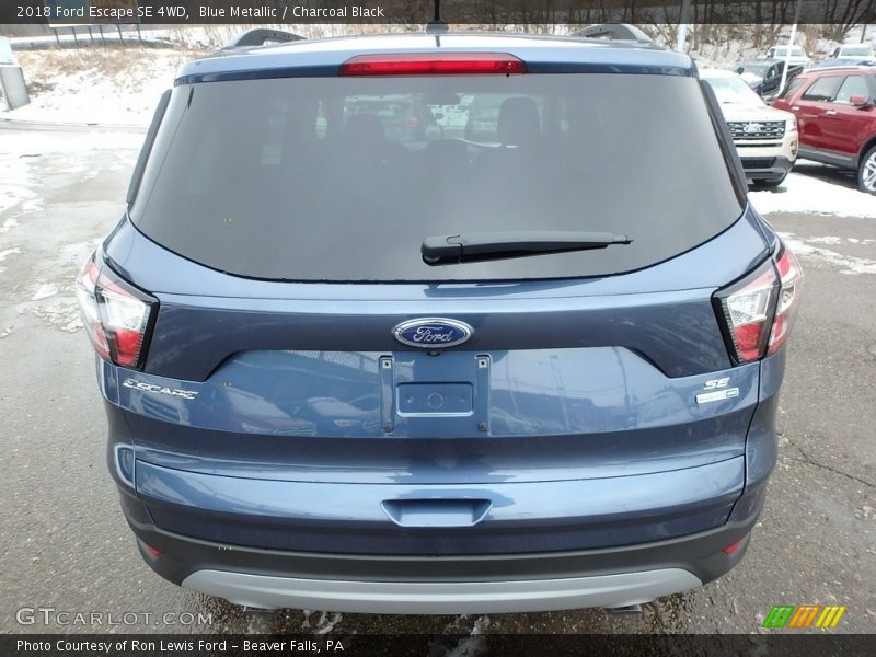 Blue Metallic / Charcoal Black 2018 Ford Escape SE 4WD