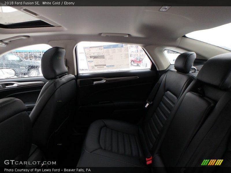 White Gold / Ebony 2018 Ford Fusion SE