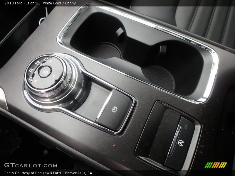 White Gold / Ebony 2018 Ford Fusion SE