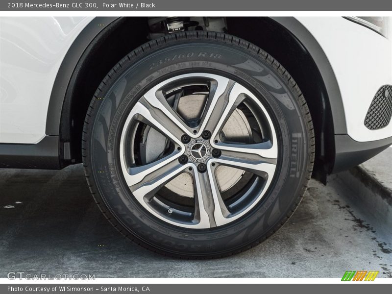 Polar White / Black 2018 Mercedes-Benz GLC 300