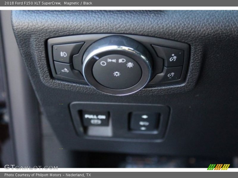 Magnetic / Black 2018 Ford F150 XLT SuperCrew