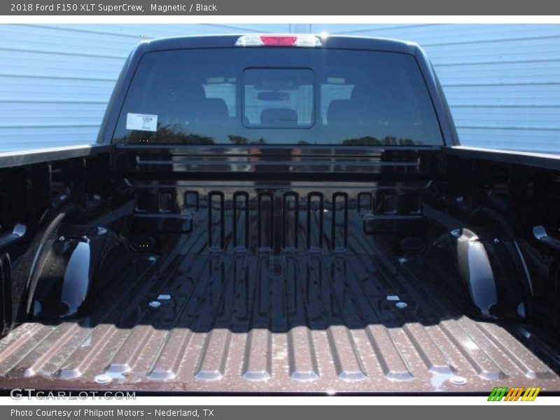 Magnetic / Black 2018 Ford F150 XLT SuperCrew