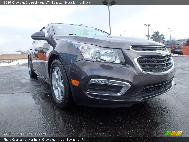 Tungsten Metallic / Jet Black 2016 Chevrolet Cruze Limited LT