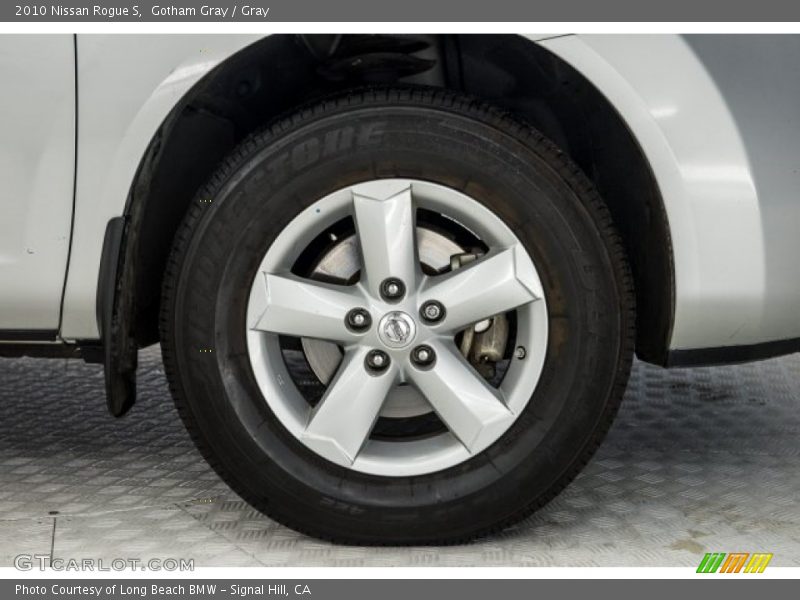 Gotham Gray / Gray 2010 Nissan Rogue S