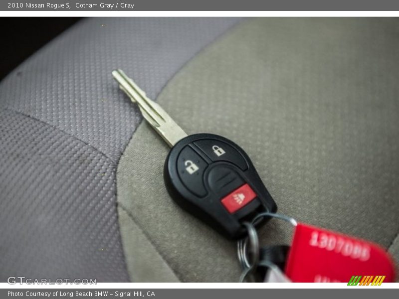 Gotham Gray / Gray 2010 Nissan Rogue S
